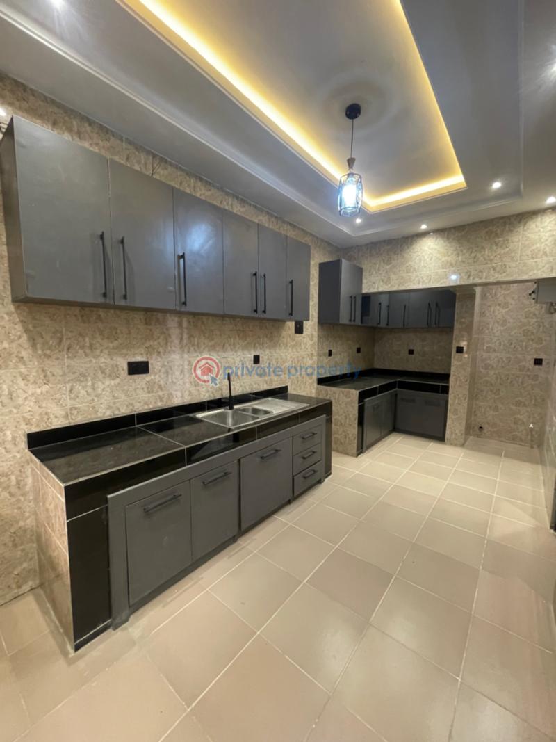 3 bedroom Block Of Flats For Rent Thomas Estate Ajah Lagos - 1