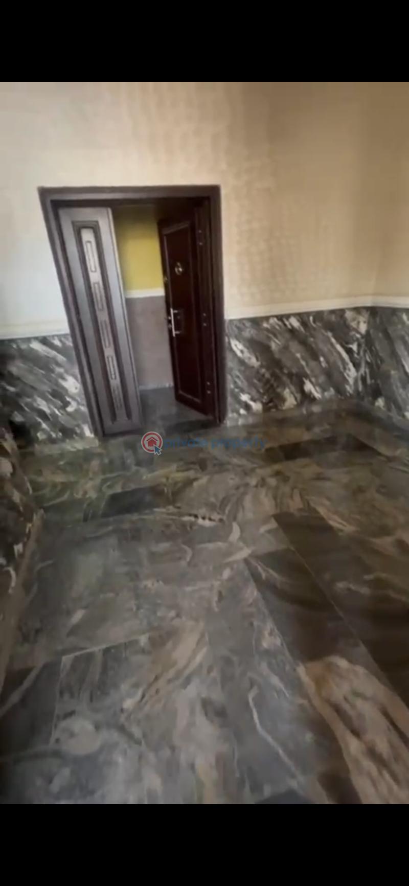 7 bedroom Detached Duplex For Sale Fo1, Kubwa On A Tared Road Kubwa Abuja Phase 4  - 13