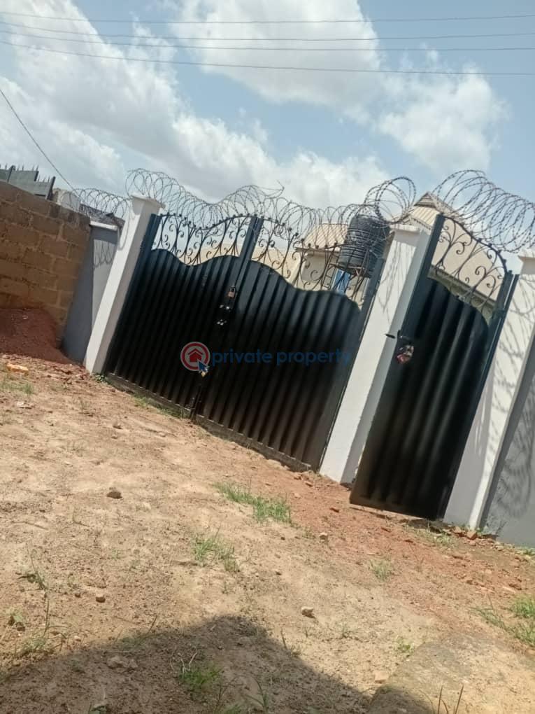 House For Sale Arapaja, Odo Ona Kekere Odo ona Ibadan Oyo - 6