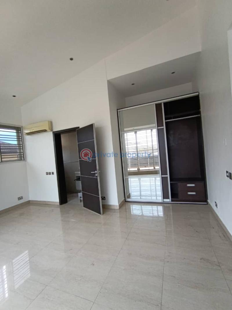 3 bedroom Flat & Apartment For Rent Lekki Phase 1 Lagos - 1