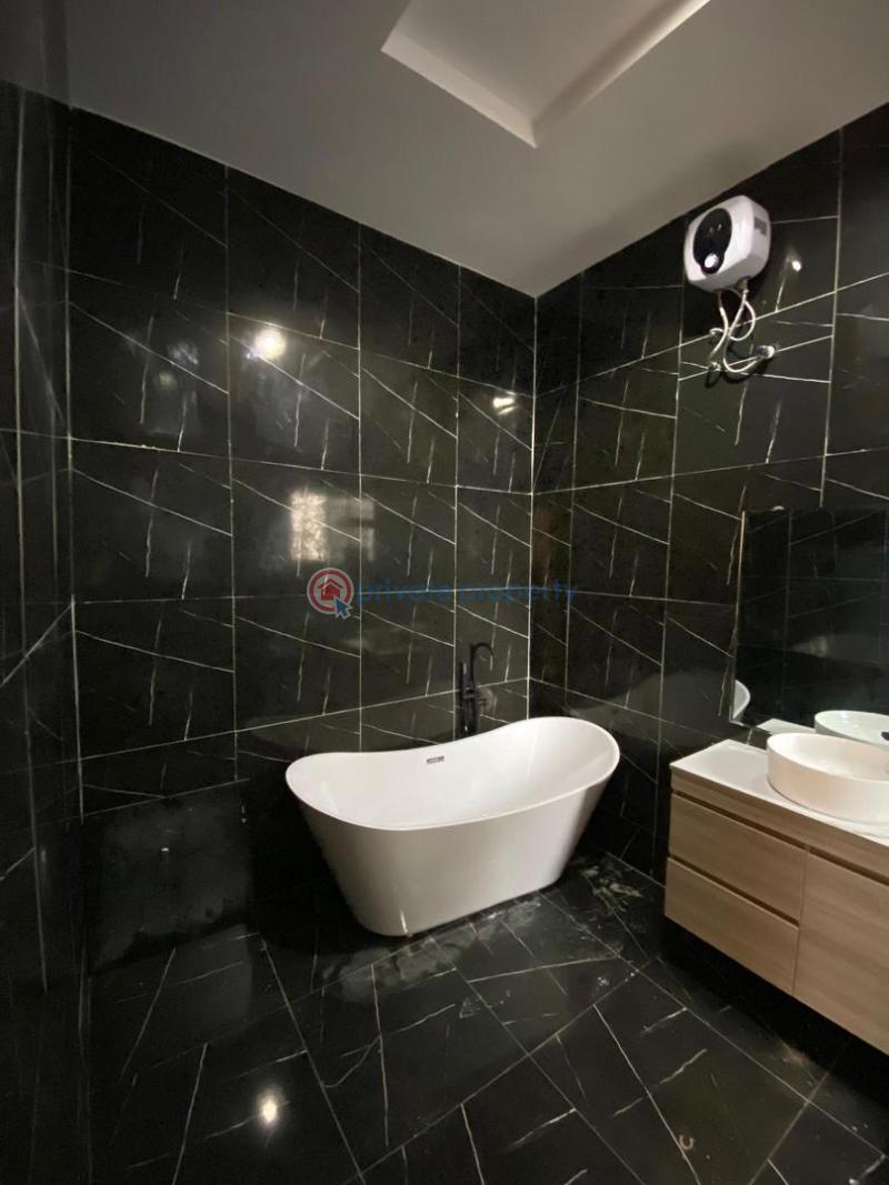 5 bedroom Detached Duplex For Sale Vgc Extension Lekki Lagos - 4