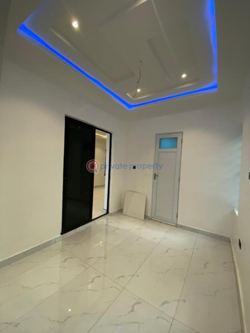 6 bedroom Detached Duplex For Sale Opic Estate, Along Channels Tv Road, Lagos State Kosofe Kosofe/Ikosi Lagos - 24