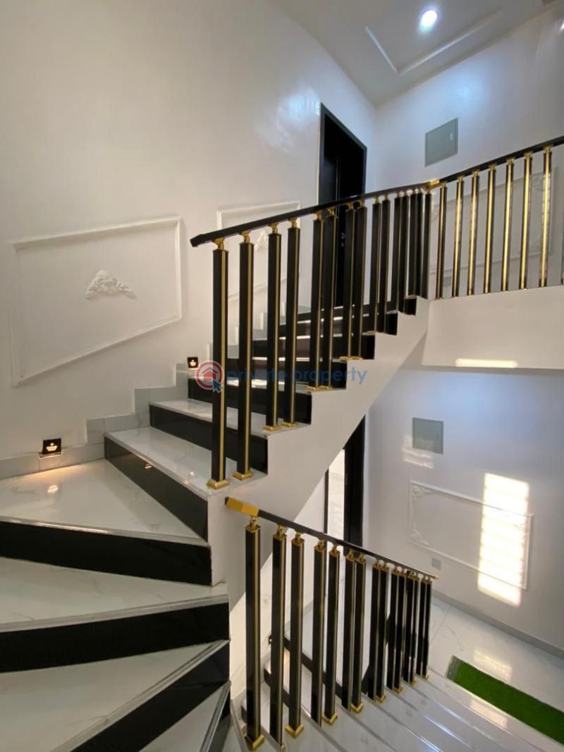 6 bedroom Detached Duplex For Sale Opic Estate, Along Channels Tv Road, Lagos State Kosofe Kosofe/Ikosi Lagos - 21