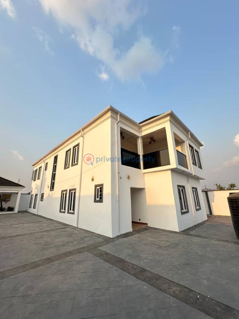 5 bedroom Detached Duplex For Sale Dss Quarters Est, Ile Tuntun Idishin Ibadan Oyo - 8