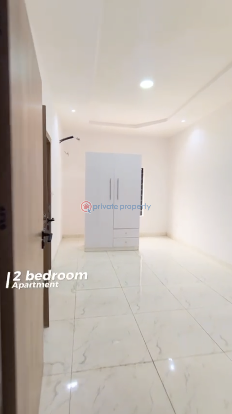 2 bedroom Block Of Flats For Sale Lekki Phase 1 Lagos - 3
