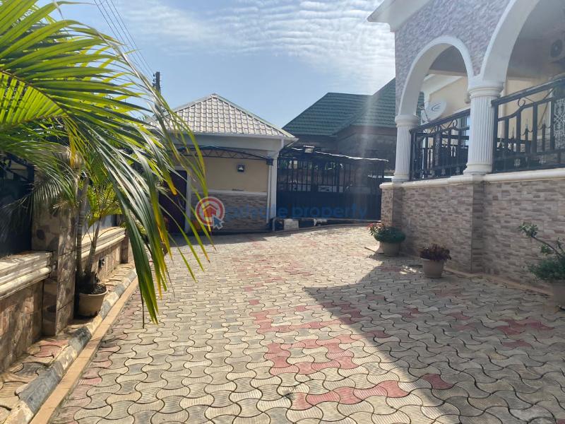 4 bedroom Bungalow For Sale Aldenco Estate Galadimawa Abuja Phase 3  - 2