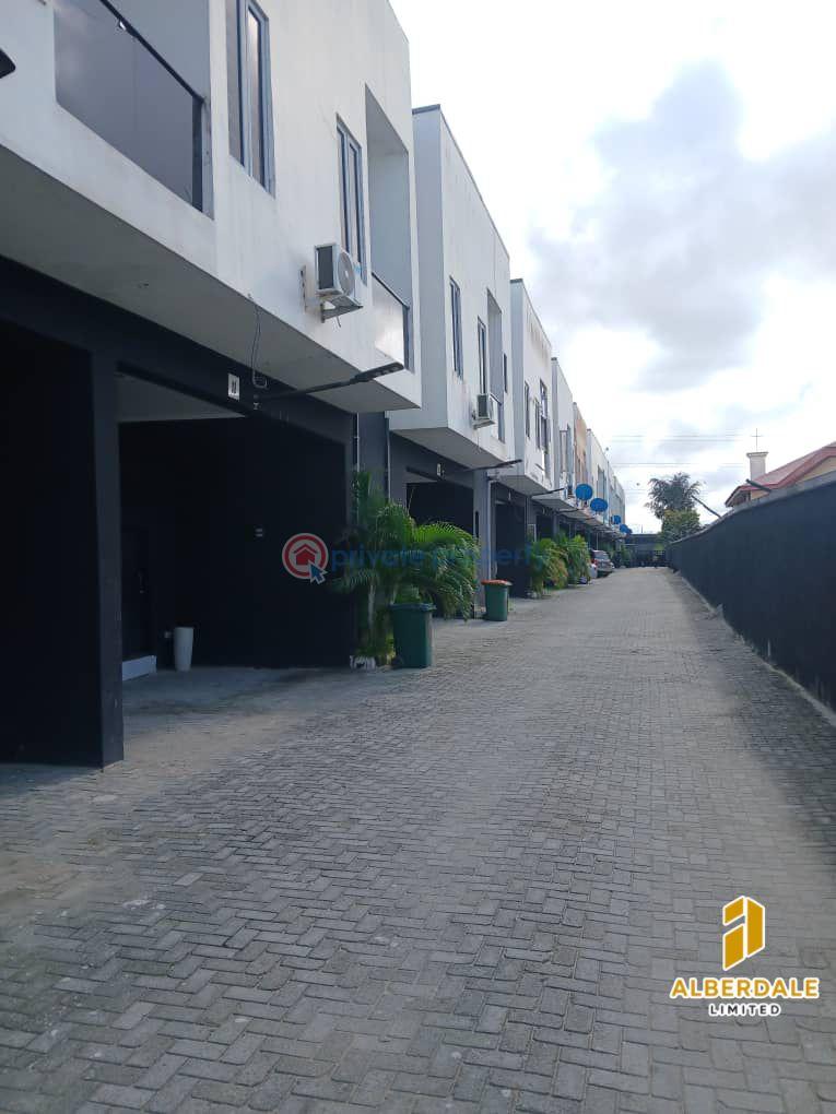 4 bedroom Terraced Duplex For Sale Lekki Expressway Lagos - 0