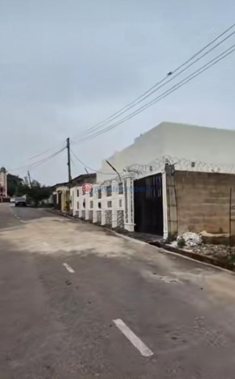 House For Sale In Ikolaba, Federal Housing Estate. Ibadan Oyo - 2