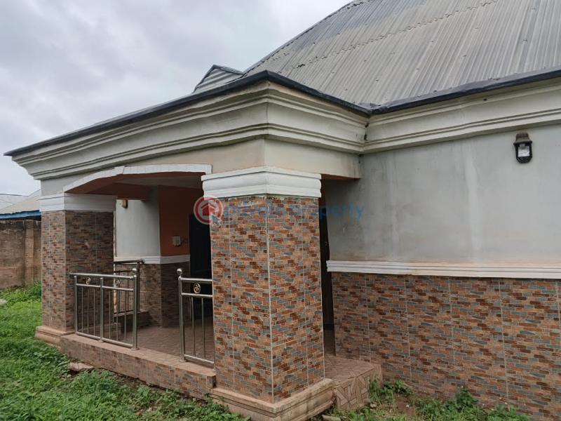 4 bedroom Bungalow For Sale Estate. Atiba Oyo  - 3