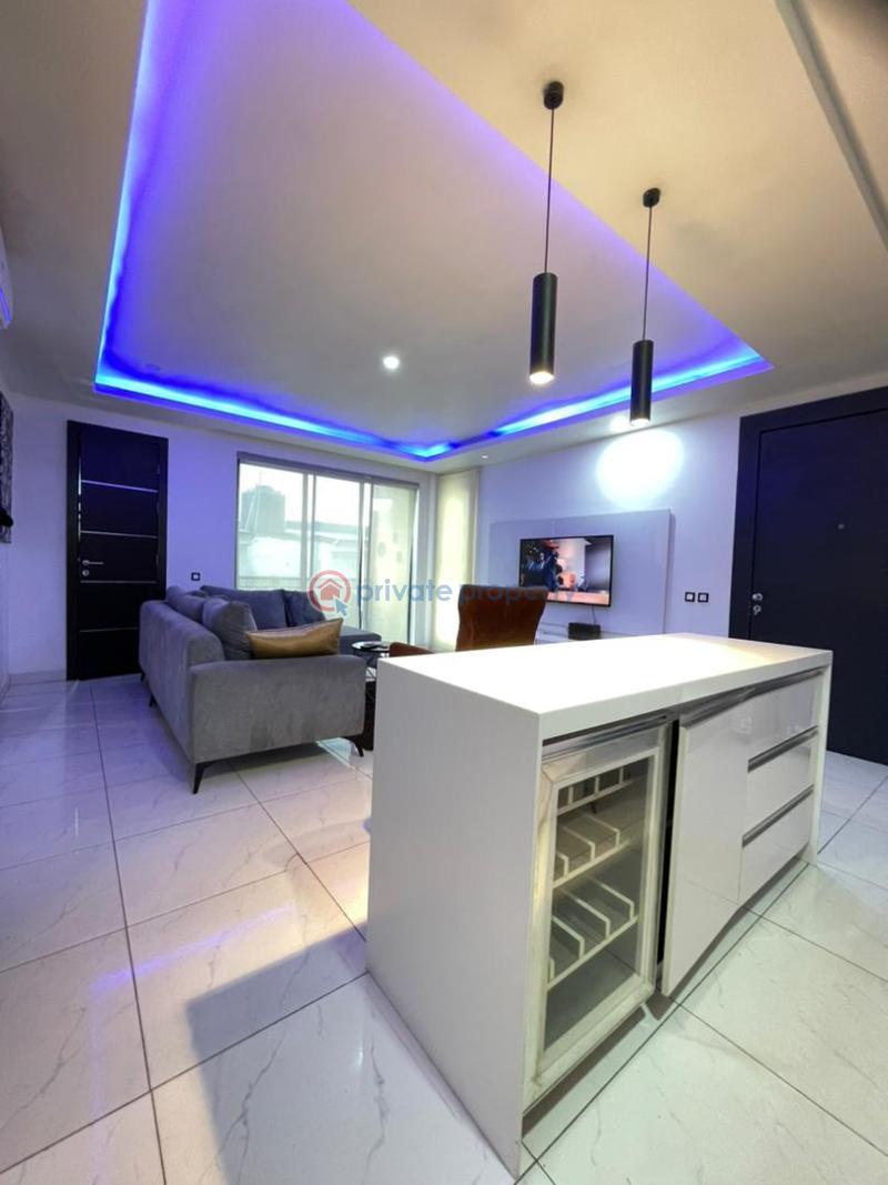 A well furnished and fully fitted serviced penthouse with two (2) bedroom apartment - 3 2 bedroom Flat & Apartment For Sale Emiola Mews, Ikate, Lekki. Ikate Elegushi Lekki Lagos - 3