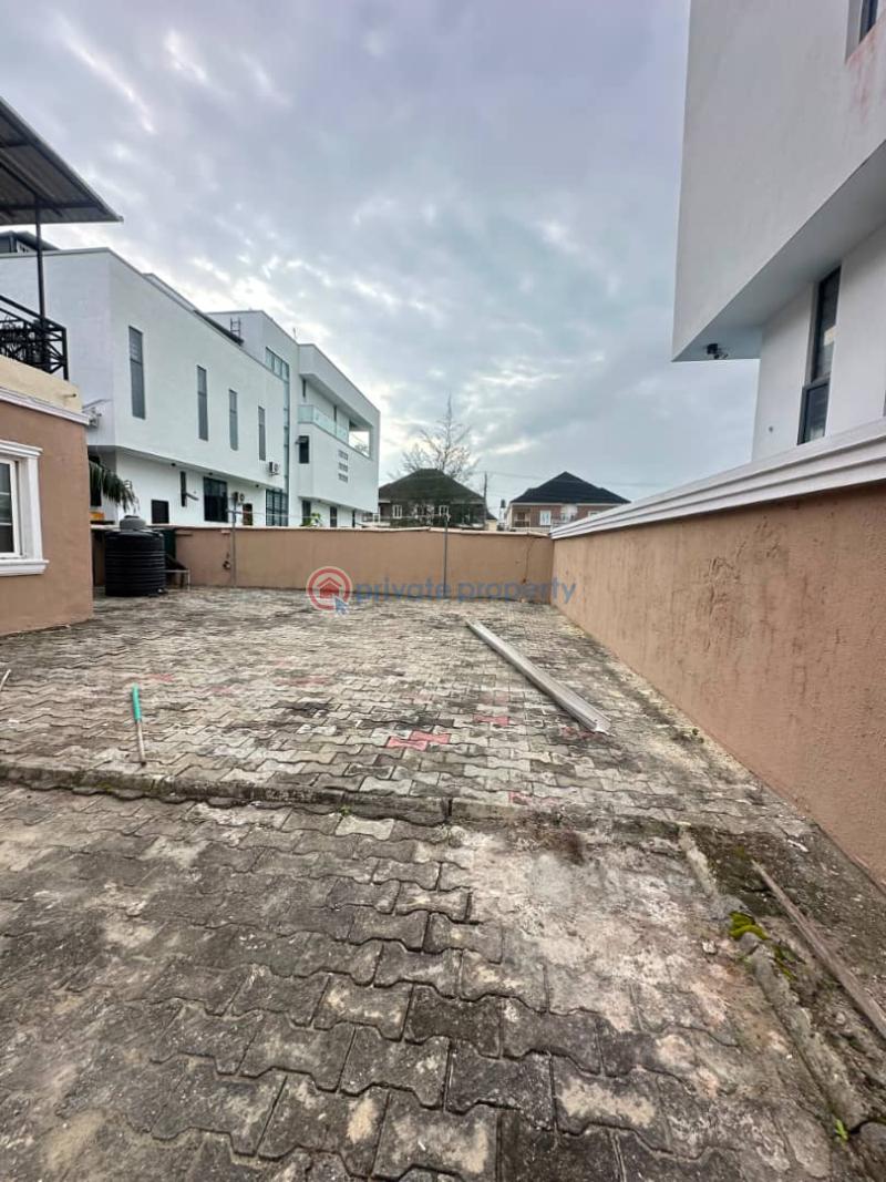 4 bedroom Semi detached Duplex For Sale Megamound Ikota Lekki Lagos - 4