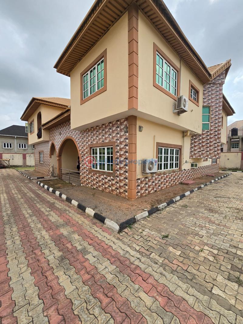 House For Sale Location* : Akala Estate, Akobo. *proximity* : One Minute Drive To The Estate Gate. Akobo Ibadan Oyo - 0