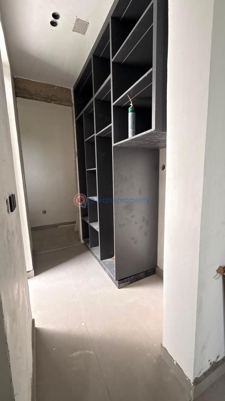 5 bedroom Detached Duplex For Sale Banana Island Ikoyi Lagos - 10