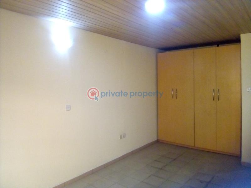 For sale 5 bedroom Flat & Apartment Iei Estate, Beside Jogor Center