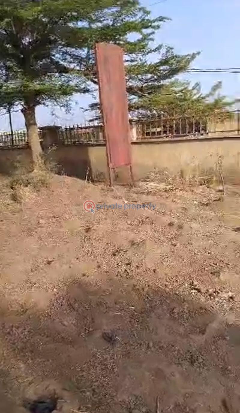 Commercial Land For Sale Abacha Road / By Old Karu Road / Mararaba Karu Nassarawa - 3