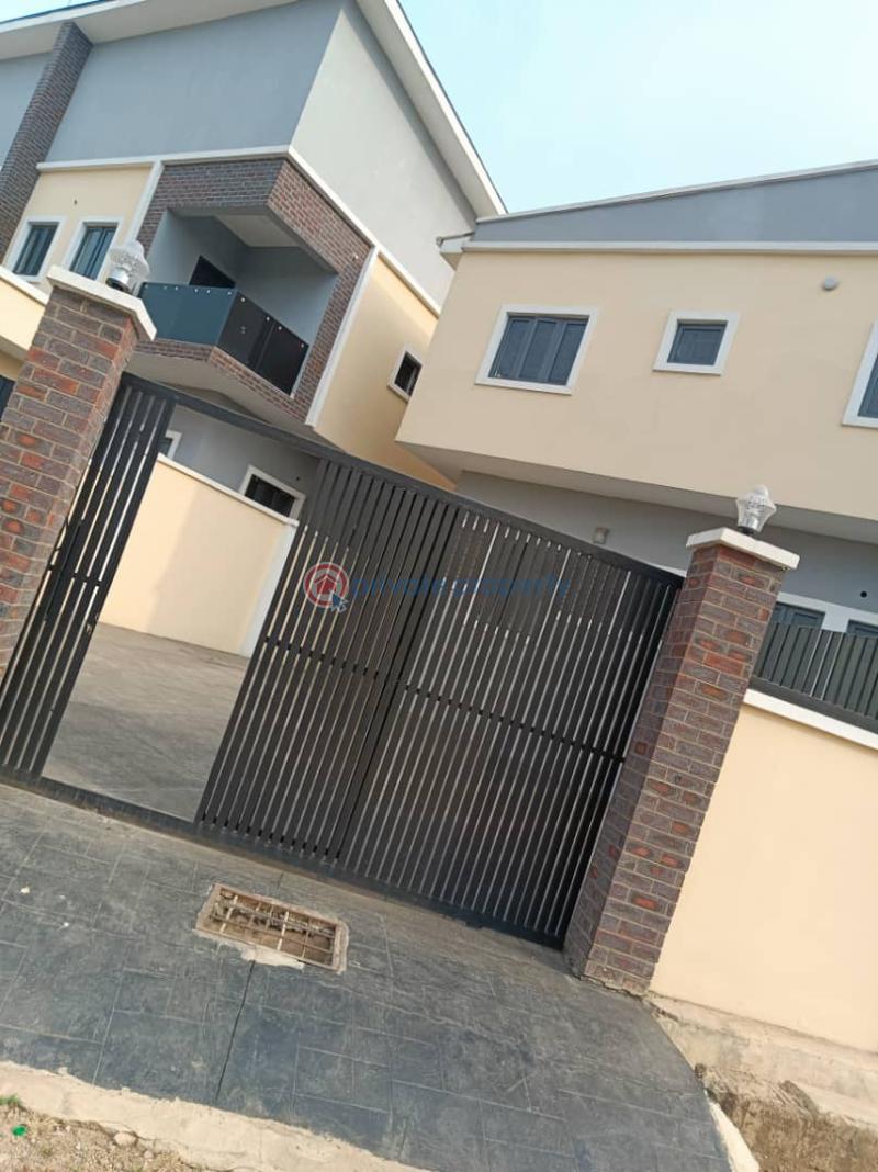 4 bedroom Duplex For Sale Abayomi Street, Jericho Reservation Area, Idishin Ibadan Ibadan Oyo - 4