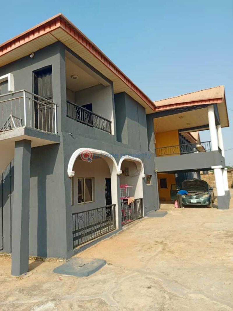 Flat & Apartment For Sale Adeleke Elebu, Ibadan. Ibadan Oyo