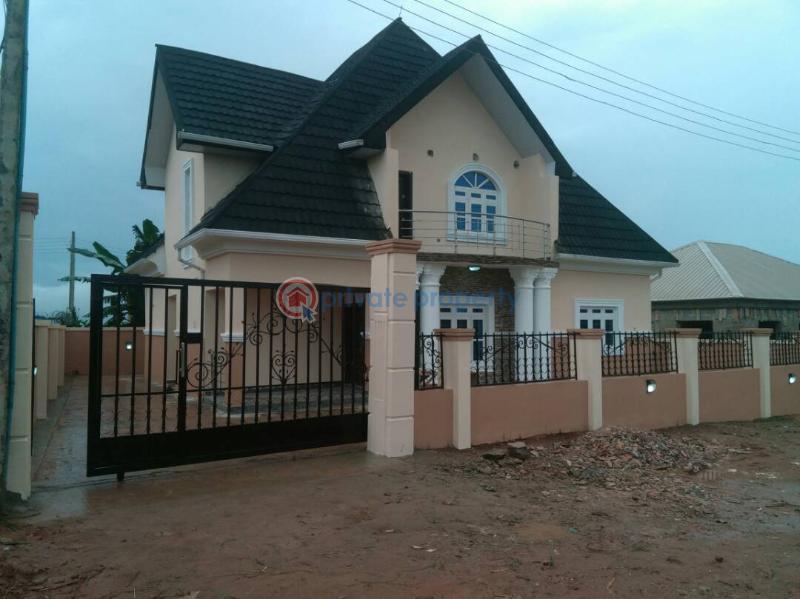 For sale 3 bedroom Detached Duplex Adron Homes Standard 3