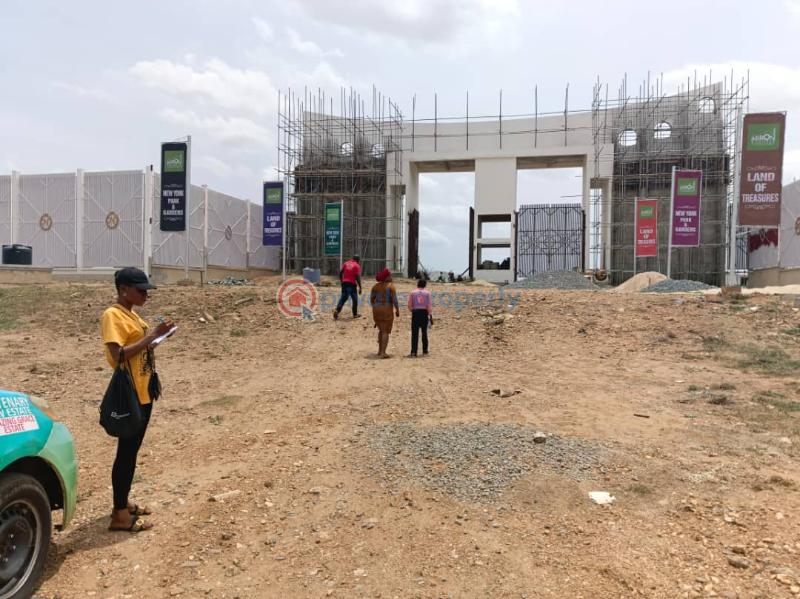 Adron newyork park & garden - 5 Residential Land For Sale Beside Maloney Fm / Opp. Doctor Quarters/ By El Kabir Estate Keffi Keffi Nassarawa - 5