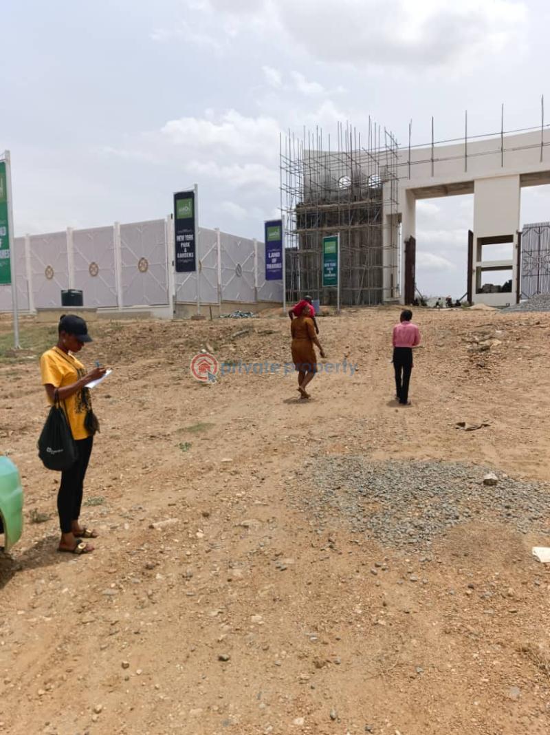 Adron newyork park & garden - 6 Residential Land For Sale Beside Maloney Fm / Opp. Doctor Quarters/ By El Kabir Estate Keffi Keffi Nassarawa - 6