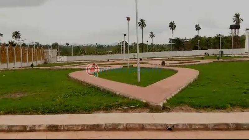 Residential Land For Sale Alaafia / By Federal Housing Estate / Afao Road Ado Ekiti. Ado-Ekiti  - 5