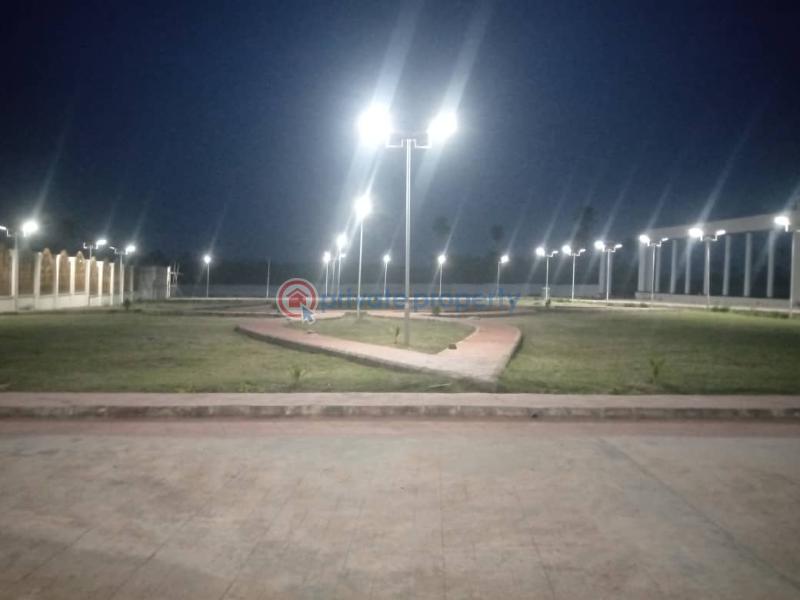 Residential Land For Sale Adron Washington Park And Gardens, Along Afao Road Ado-Ekiti  - 0