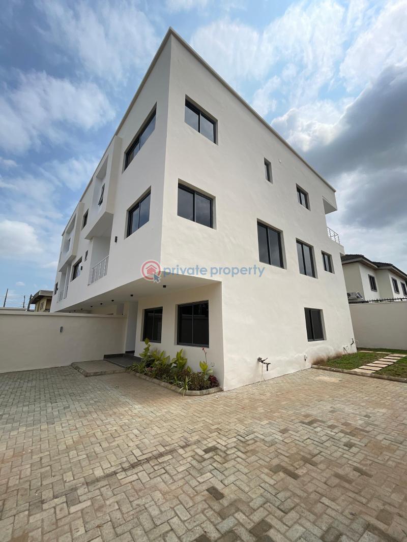 4 bedroom Terraced Duplex For Rent Ilupeju Lagos - 0