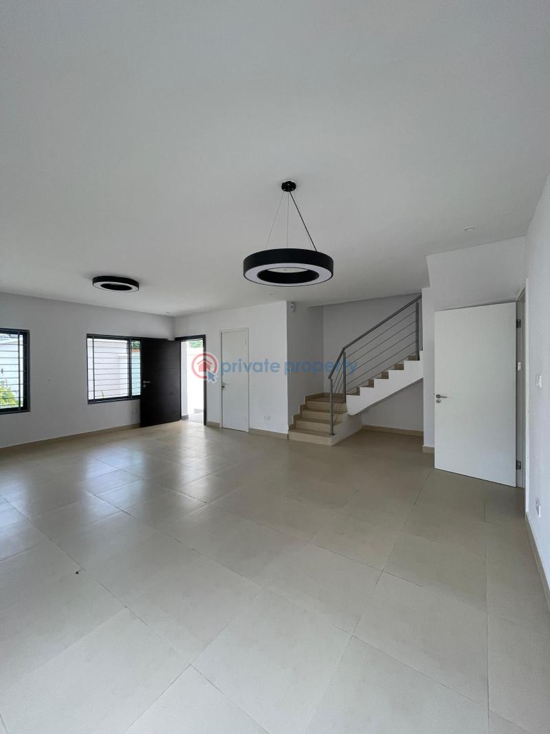 4 bedroom Terraced Duplex For Rent Ilupeju Lagos - 3