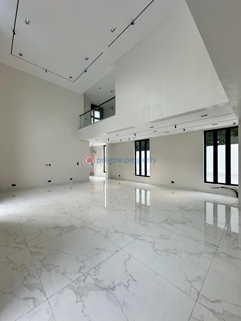 5 bedroom Detached Duplex For Sale Victoria Garden City Lekki Lagos - 4