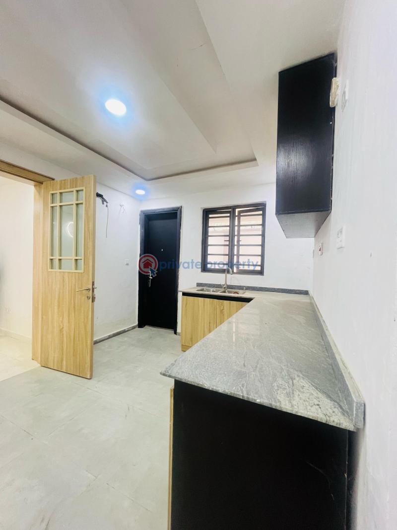Aesthetically pleasing 3 bedroom apartment with a room bq - 6 3 bedroom Block Of Flats For Sale Maryland Lagos - 6