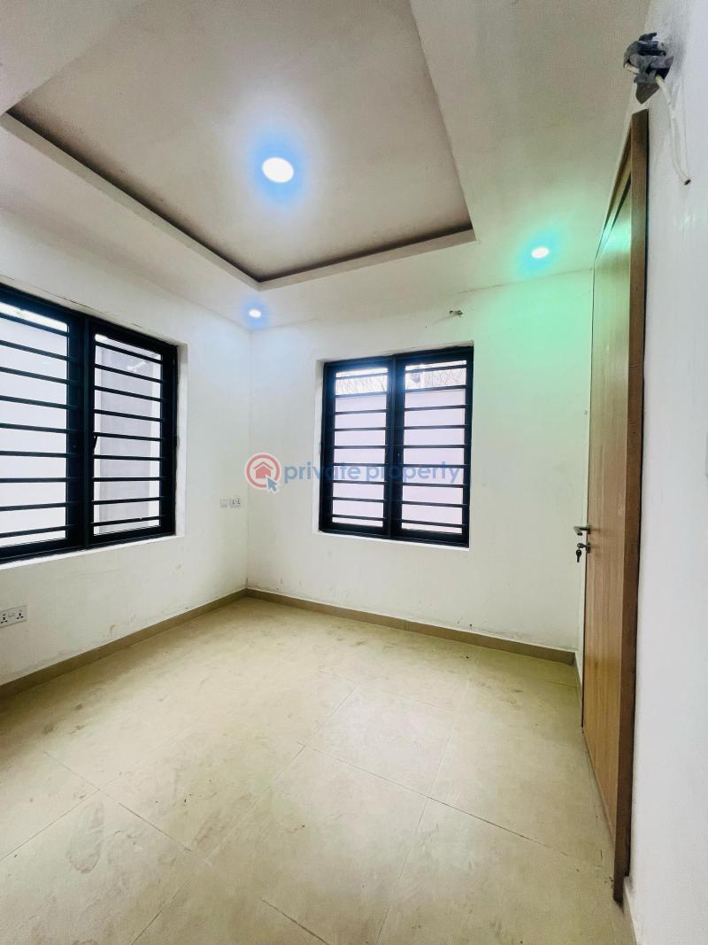 Aesthetically pleasing 3 bedroom apartment with a room bq - 8 3 bedroom Block Of Flats For Sale Maryland Lagos - 8