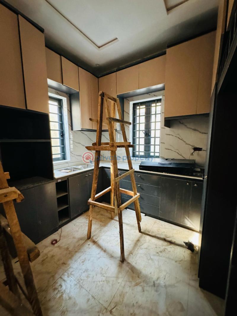 3 bedroom Semi detached Duplex For Sale Magodo Kosofe/Ikosi Lagos - 6