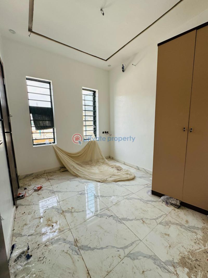 3 bedroom Semi detached Duplex For Sale Magodo Kosofe/Ikosi Lagos - 5