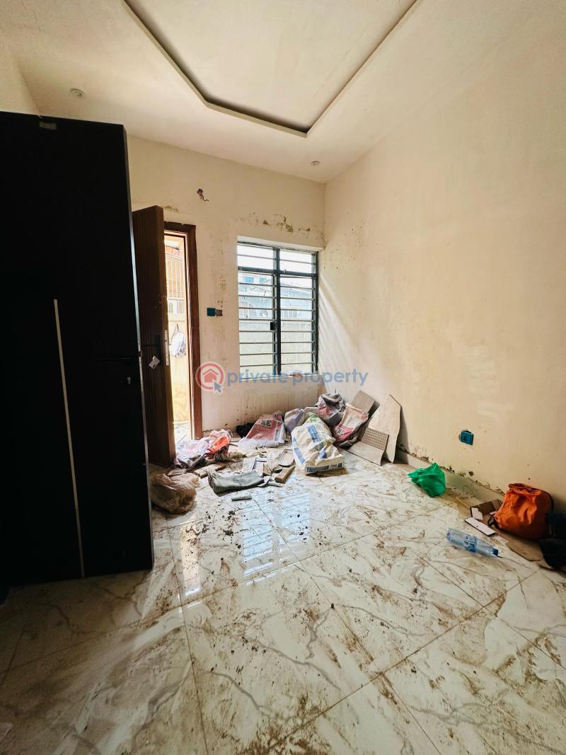 4 bedroom Semi detached Duplex For Sale Magodo GRA Phase 1 Ojodu Lagos - 4
