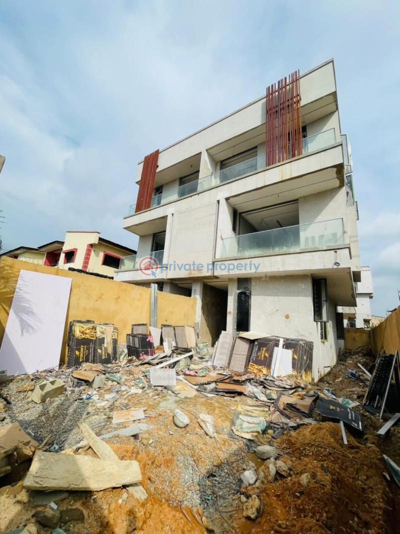 4 bedroom Semi detached Duplex For Sale Omole Phase 2 Ojodu Lagos