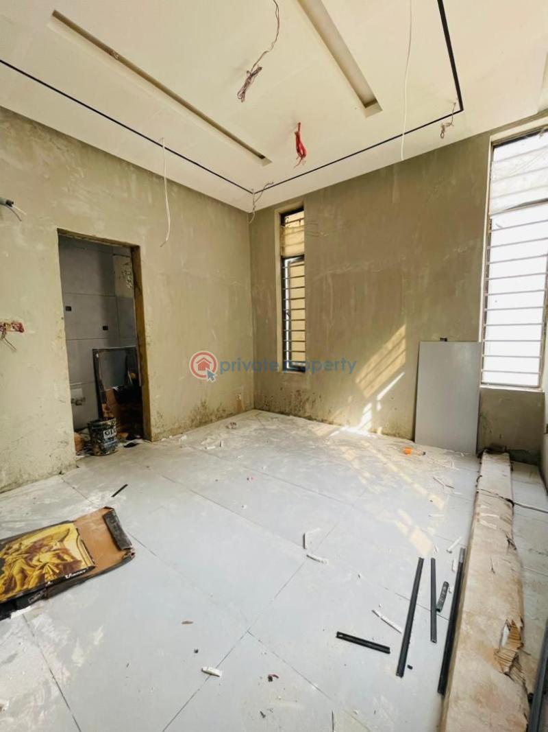 4 bedroom Semi detached Duplex For Sale Omole Phase 2 Ojodu Lagos - 4