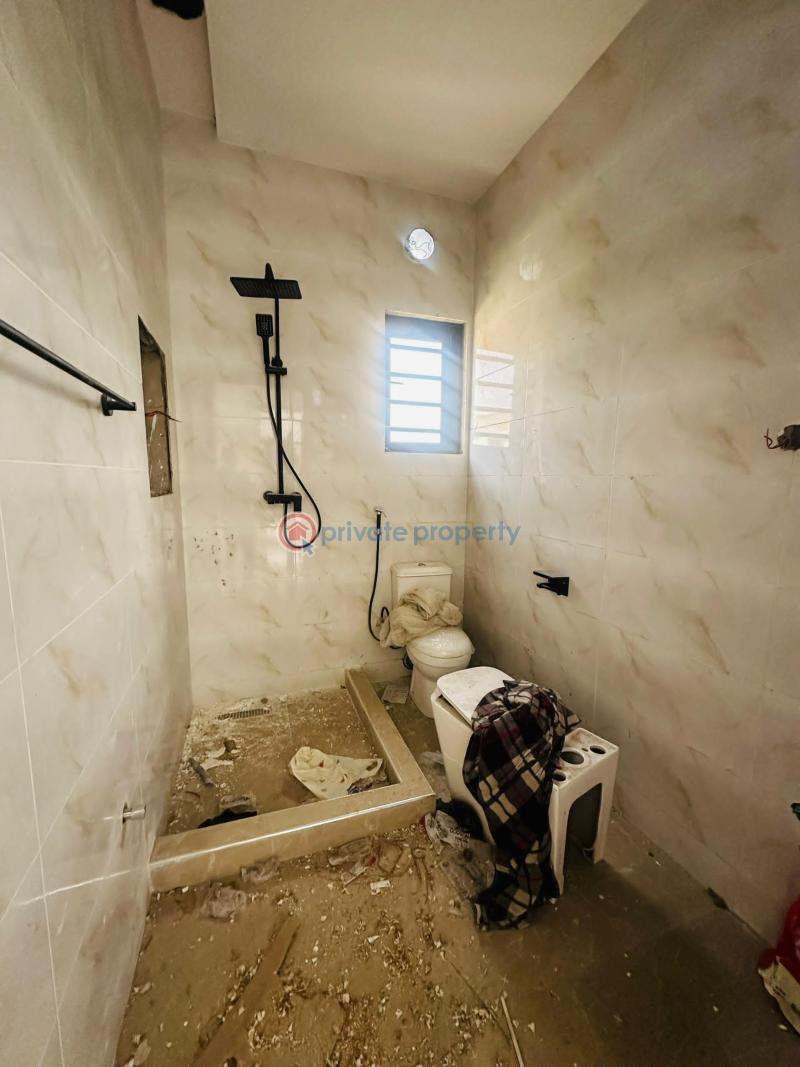5 bedroom Detached Duplex For Sale Ogudu GRA Lagos - 2