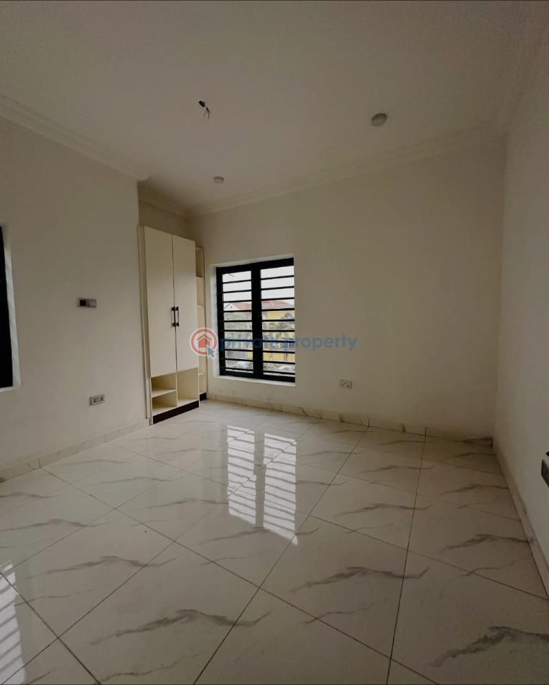 5 bedroom Detached Duplex For Sale Gbagada Lagos - 6