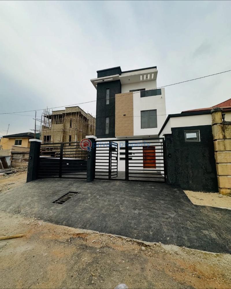 5 bedroom Detached Duplex For Sale Gbagada Lagos - 2