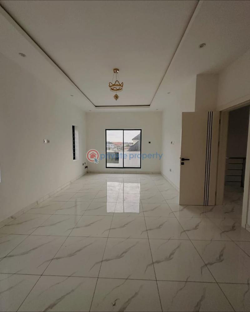 5 bedroom Detached Duplex For Sale Gbagada Lagos - 3