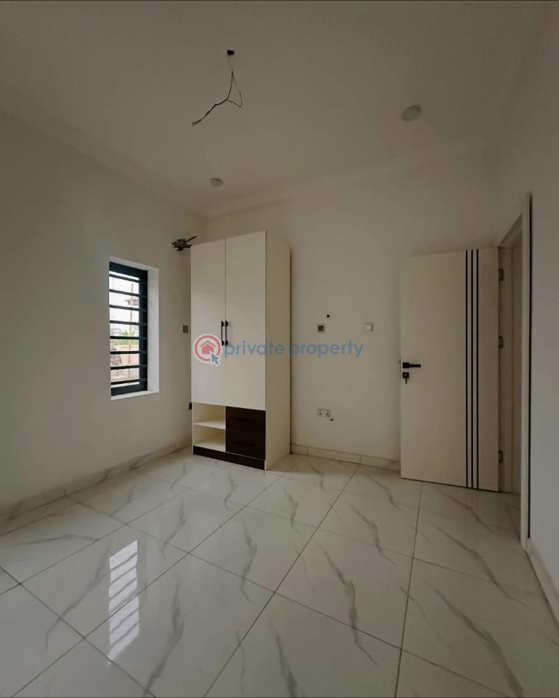 5 bedroom Detached Duplex For Sale Gbagada Lagos - 1