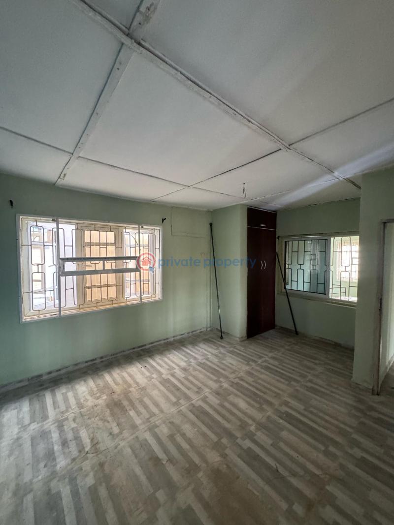 House For Rent Adeyi, Old Bodija** Area Ibadan Oyo - 2