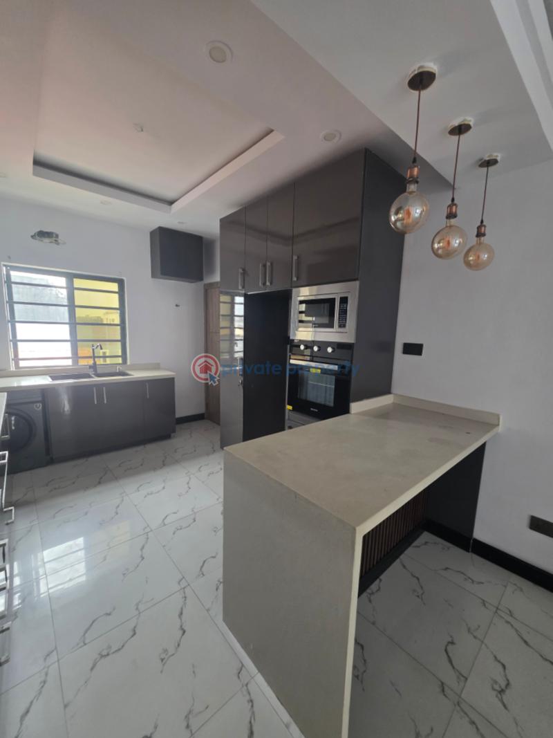 2 bedroom Flat & Apartment For Rent Ilasan Lekki Lagos - 8