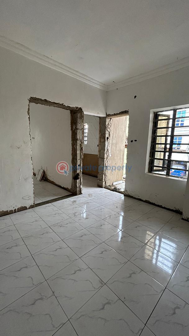 1 bedroom Mini Flat For Sale Ojota Lagos - 3
