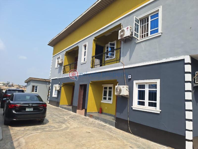 2 bedroom Block Of Flats Short let Peace Estate Mende Maryland Lagos - 5