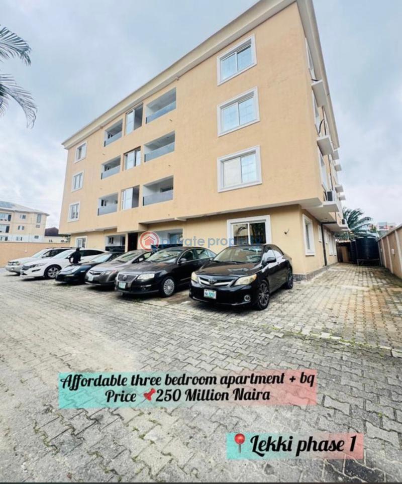3 bedroom Block Of Flats For Sale Admiralty Lekki Phase 1 Lekki Phase 1 Lagos - 0