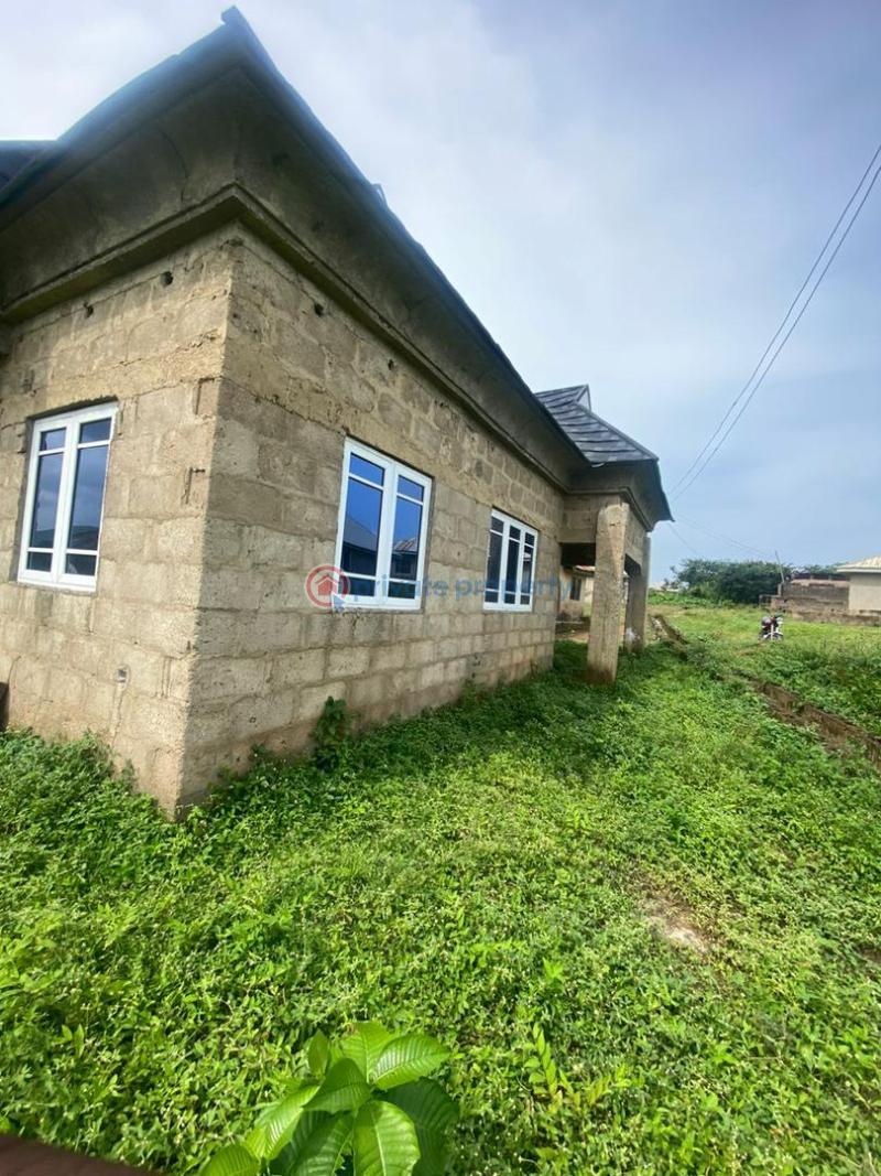 House For Rent @ Amuloko, Aba Eku, Ona Ara Lga, Ibadan Ibadan Oyo - 0