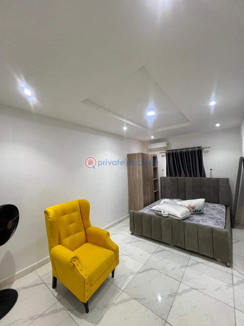 3 bedroom Block Of Flats For Sale Surulere Lagos - 8