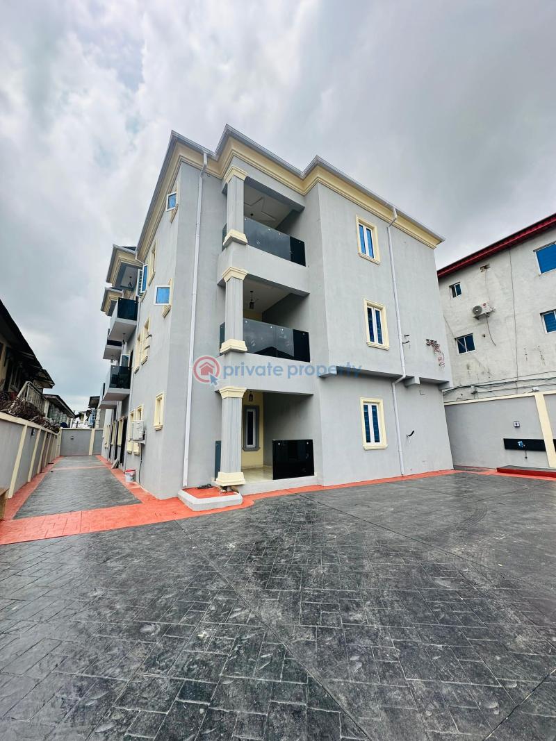 3 bedroom Block Of Flats For Sale Opebi Ikeja Lagos - 11