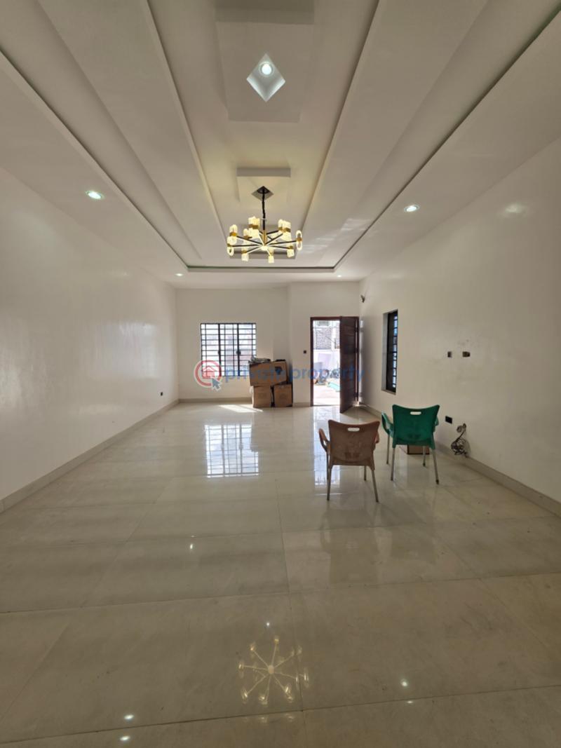 4 bedroom Semi detached Duplex For Sale Ologolo Lekki Lagos - 1